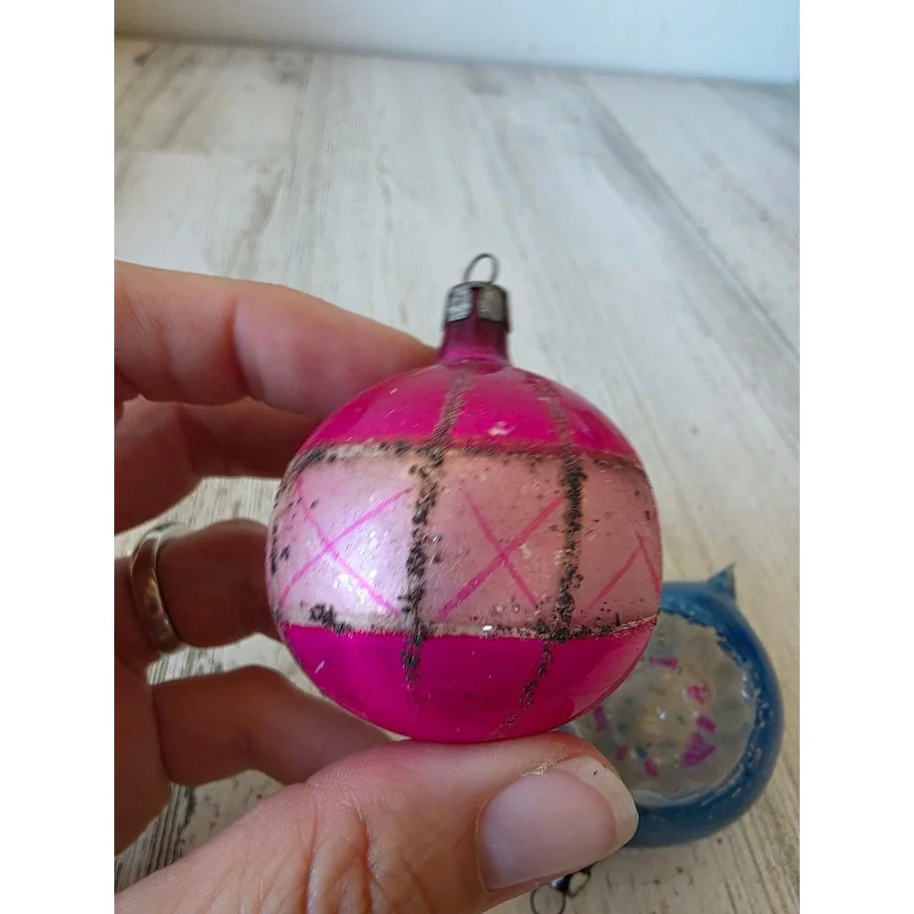 Vintage indent pink blue glass ornament teardrop ball Xmas tree